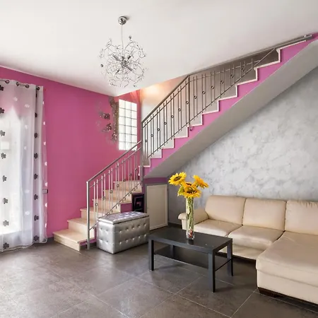 Elysium Luxe Bed and Breakfast 4*